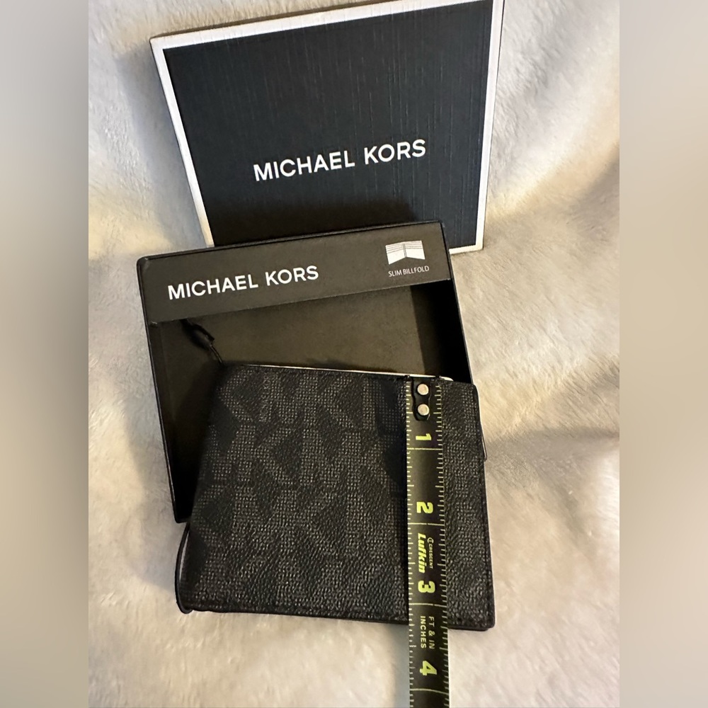 😍 Michael Kors slim bifold wallet - Picture 2 of 8